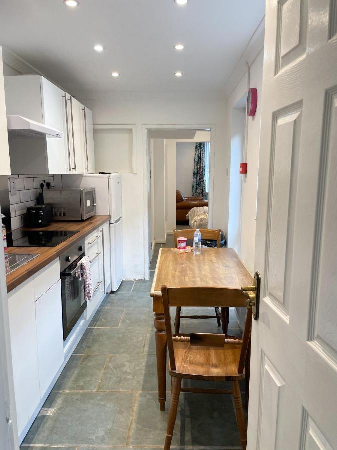 217 Roden Street Apartment Belfast Bagian luar foto